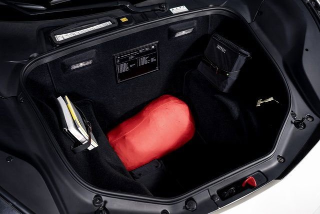 Certified 2018 Ferrari 488 Spider RWD image 17