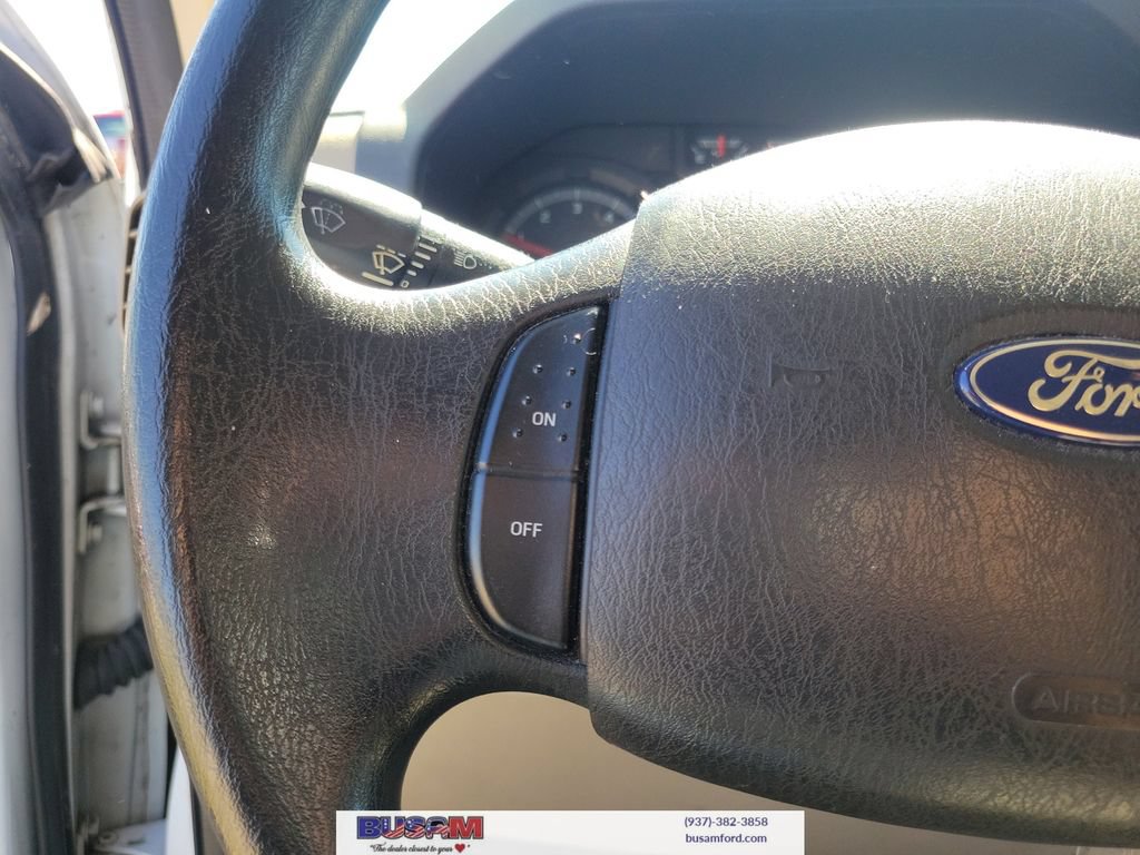 Used 2009 Ford E-350 and Econoline 350 XLT RWD image 22