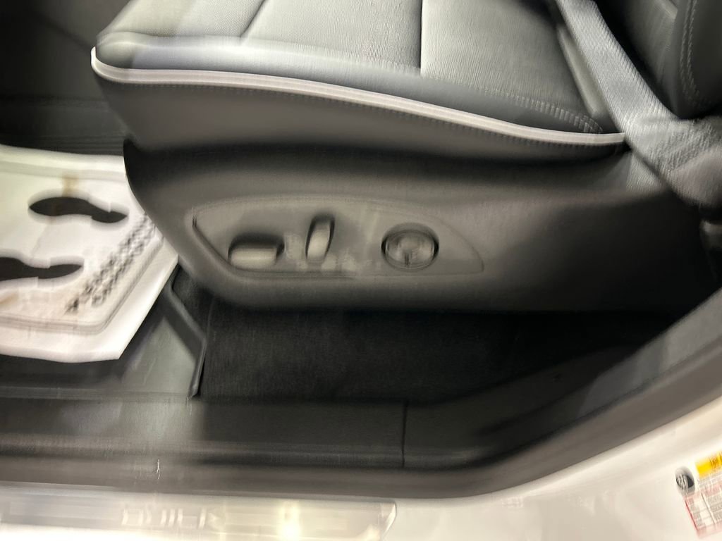 New 2026 Buick Enclave Preferred w/ Power Package image 11