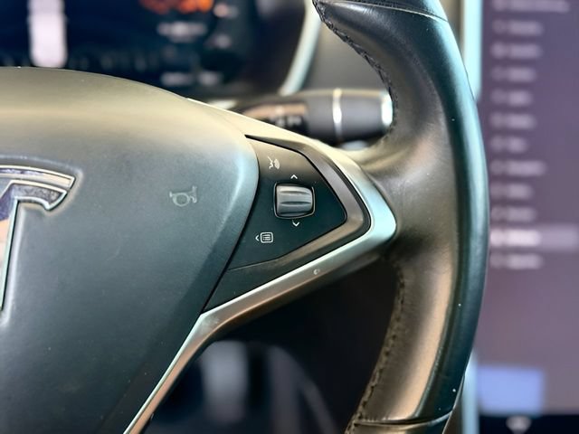 Used 2016 Tesla Model S 60 RWD image 28