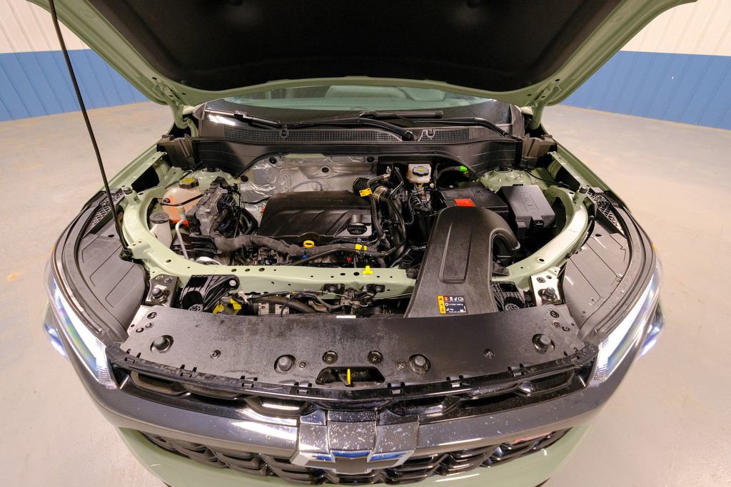 Used 2024 Chevrolet Trax RS w/ Sunroof Package image 37