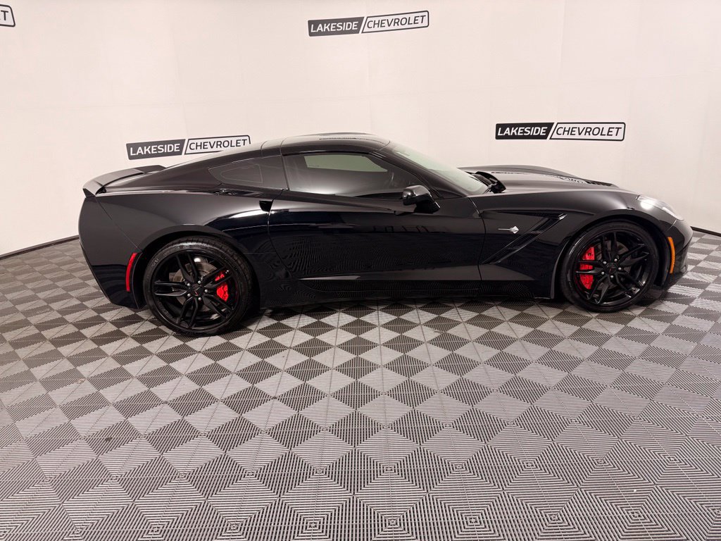 Used 2019 Chevrolet Corvette Stingray Coupe RWD image 7