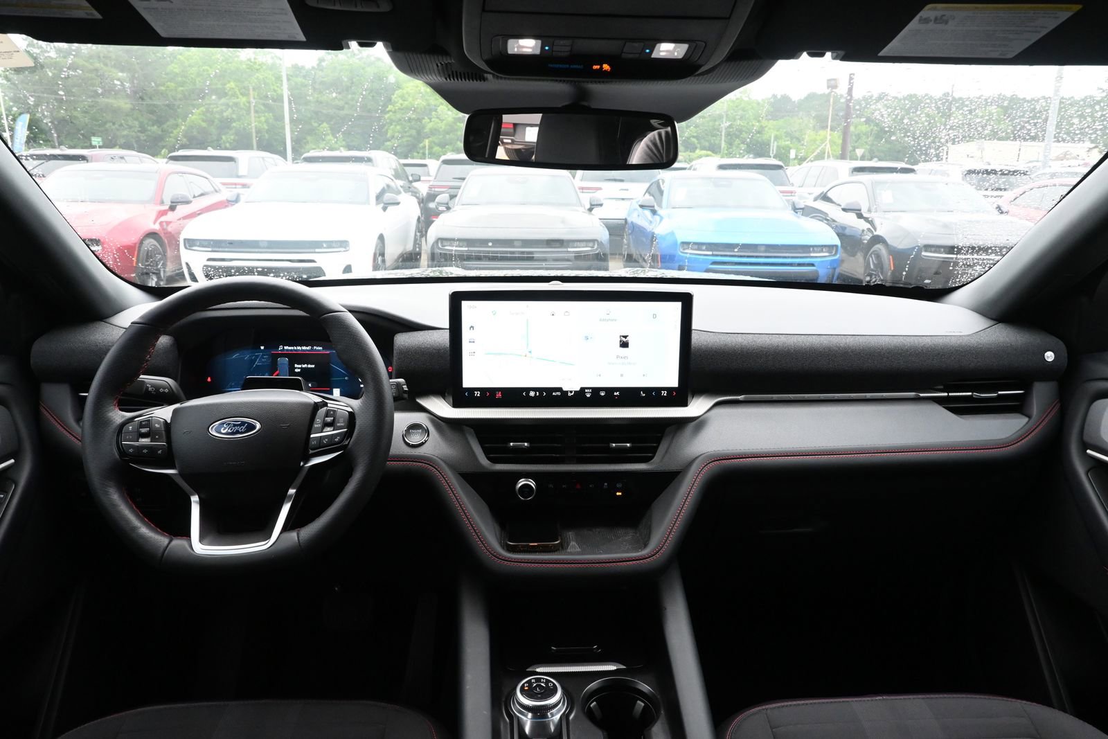 Used 2025 Ford Explorer ST-Line w/ Premium Package RWD image 34
