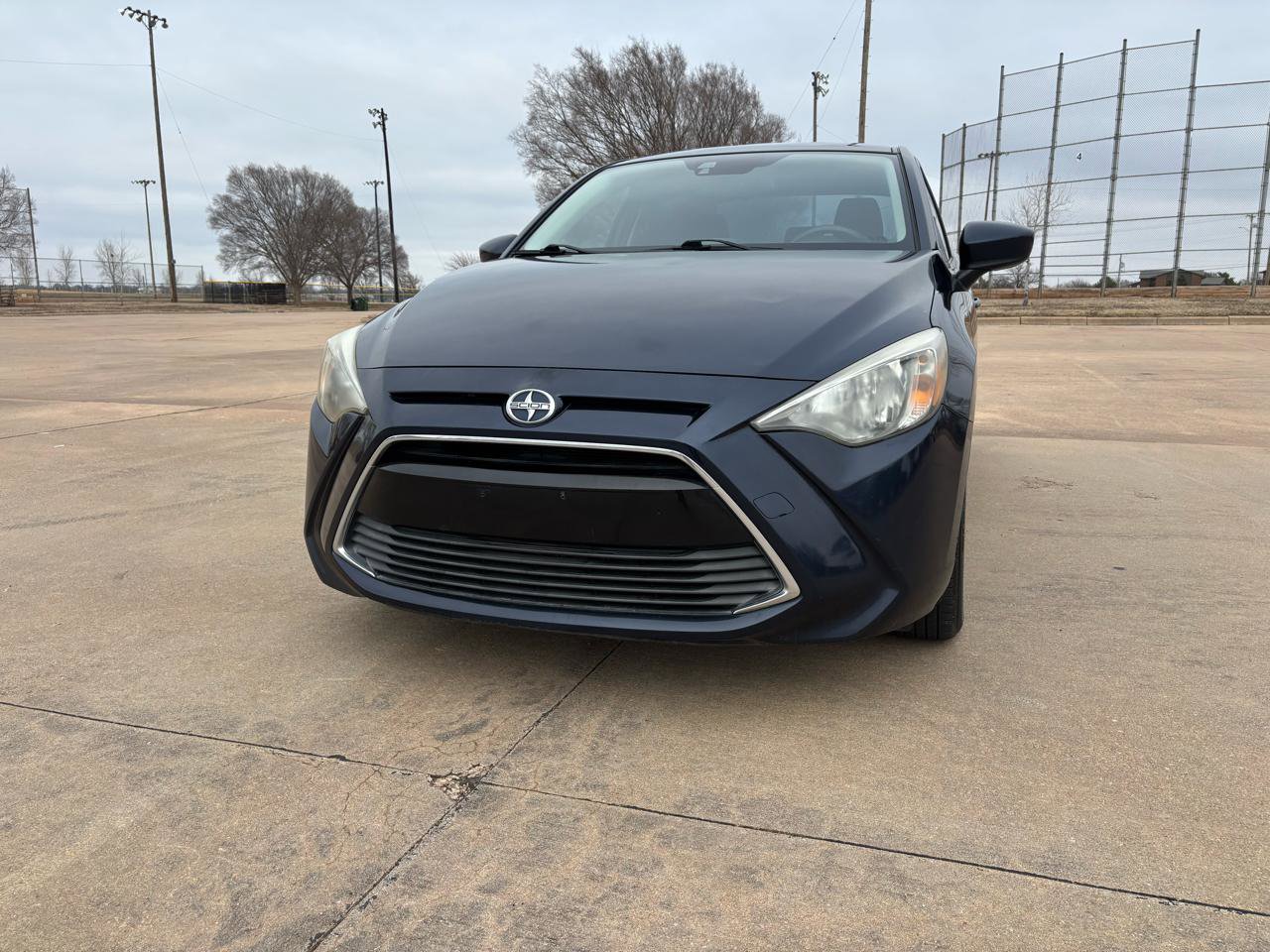 Used 2016 Scion iA FWD image 4