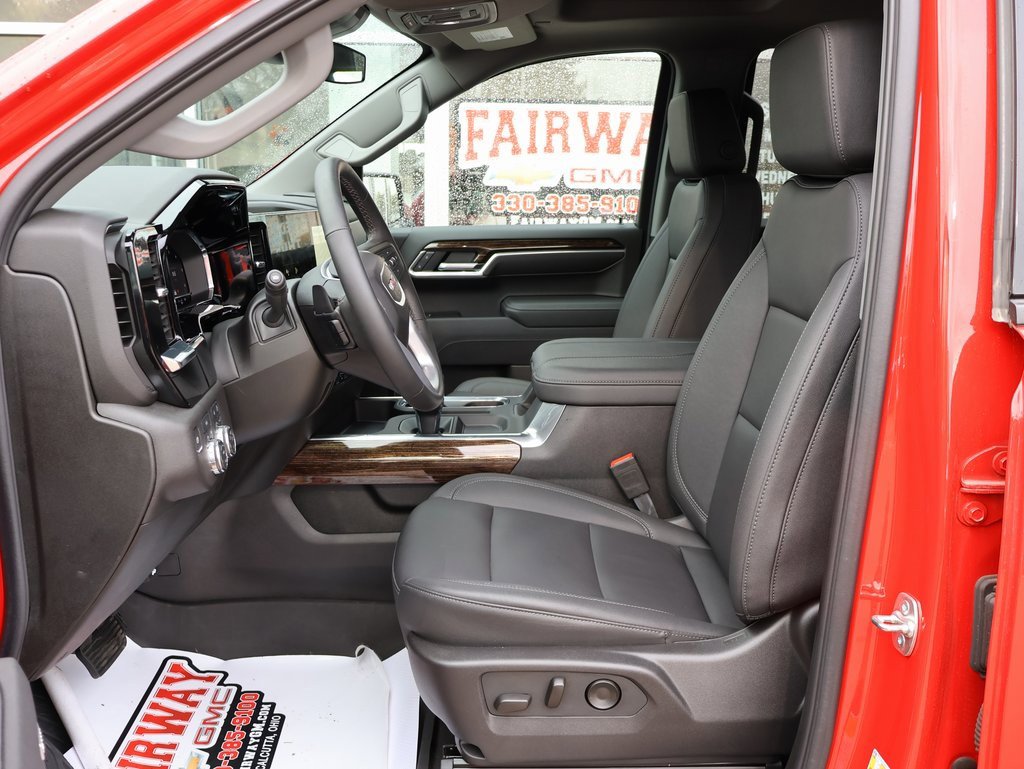 New 2025 GMC Sierra 1500 Elevation w/ Elevation Premium Package image 14