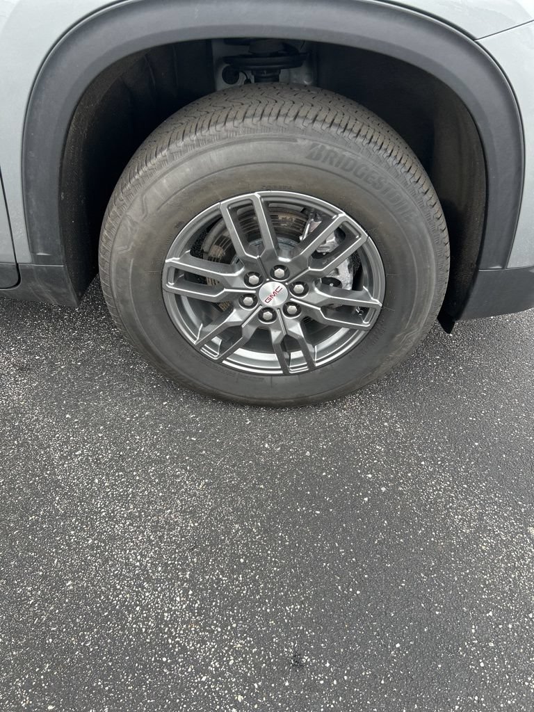 Used 2025 GMC Acadia Elevation FWD image 22