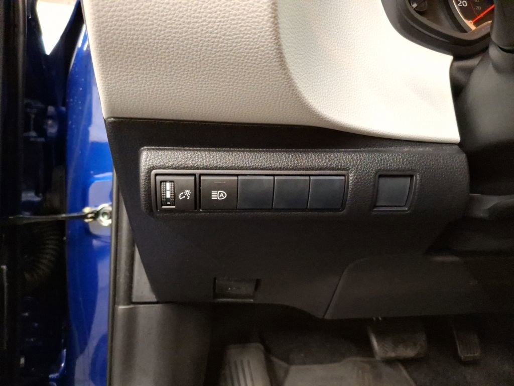 Used 2020 Toyota Corolla SE image 20