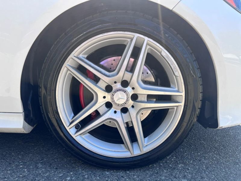 Used 2015 Mercedes-Benz E 400 4MATIC Sedan image 30