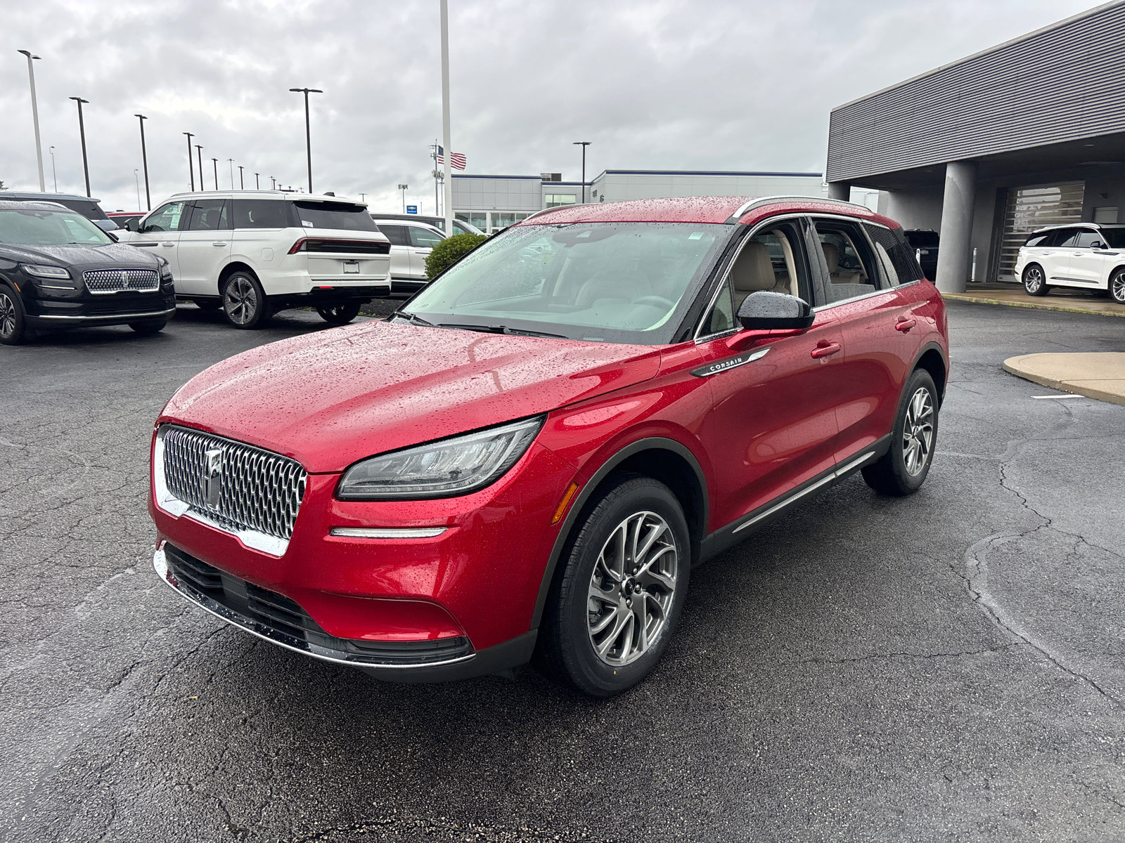 Used 2022 Lincoln Corsair AWD w/ Equipment Group 101A image 3