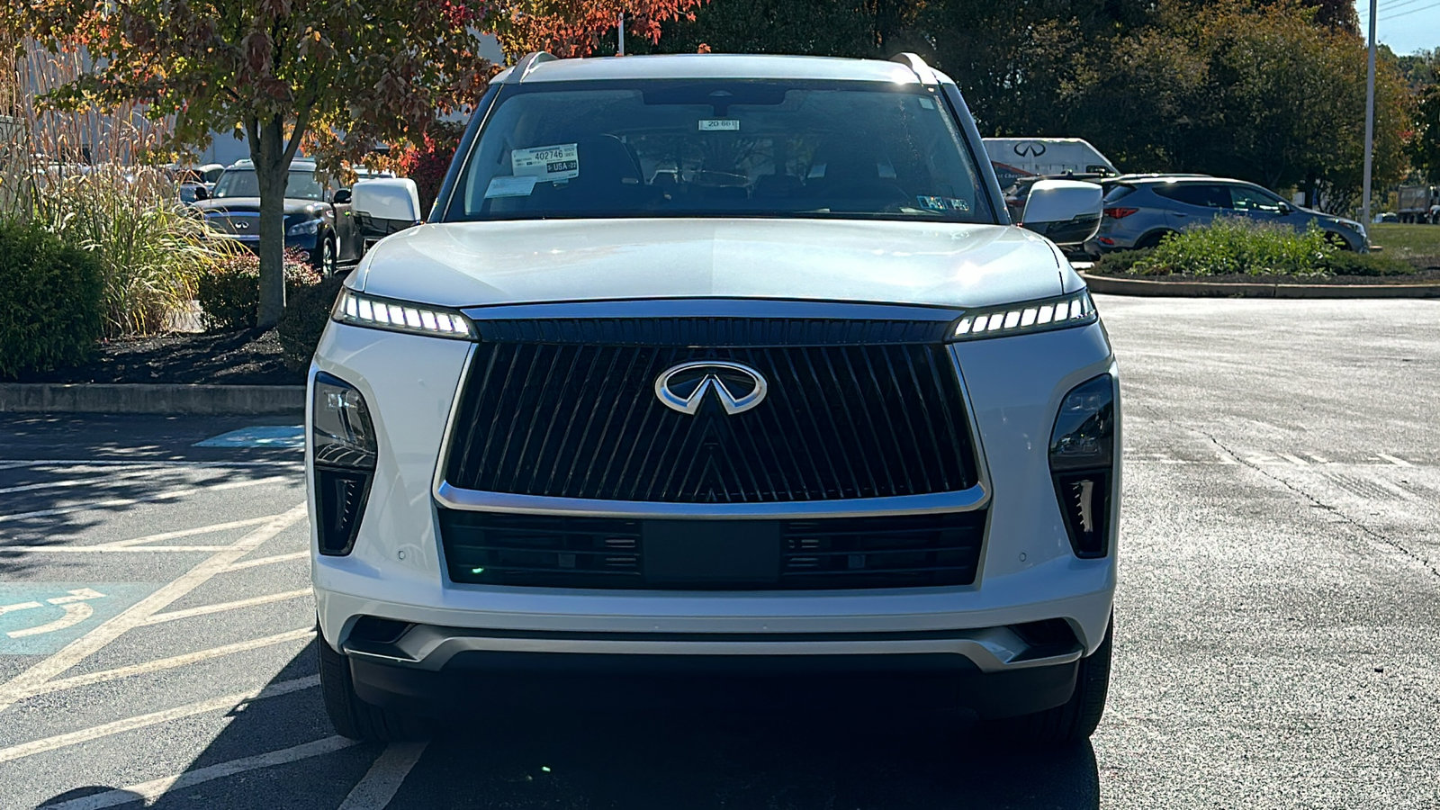 New 2025 INFINITI QX80 Sensory image 2