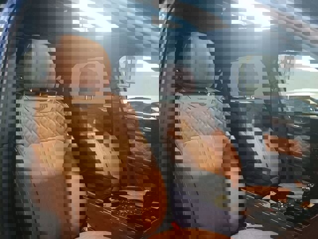 Used 2017 Bentley Bentayga image 8