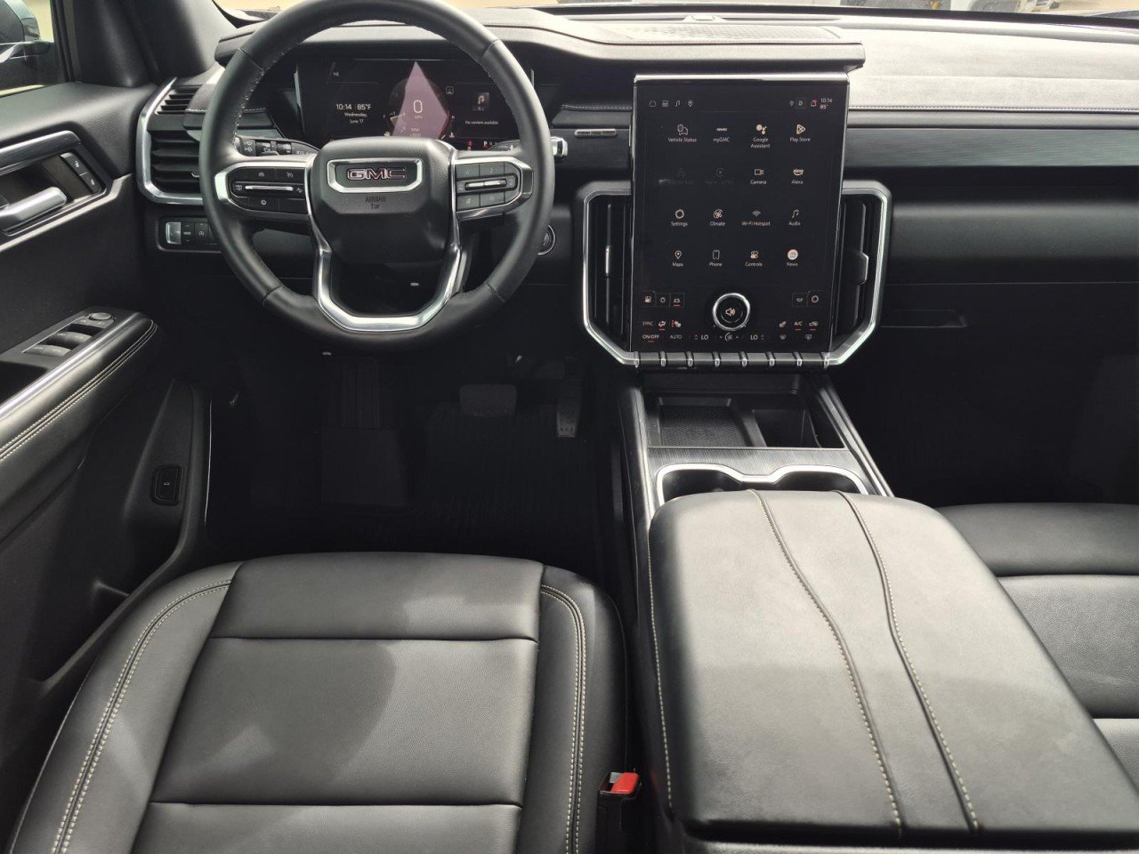 Certified 2024 GMC Acadia Elevation w/ Luxury Package FWD image 17