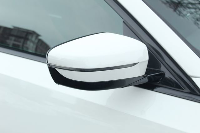 Certified 2023 BMW 330i xDrive Sedan w/ Convenience Package image 11