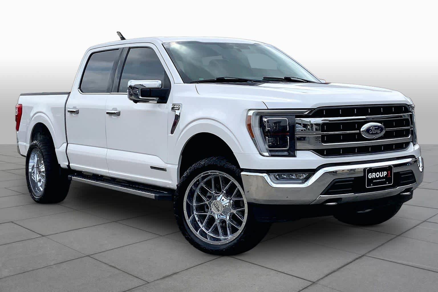 Used 2021 Ford F150 Lariat w/ Equipment Group 502A High AWD/4WD image 3