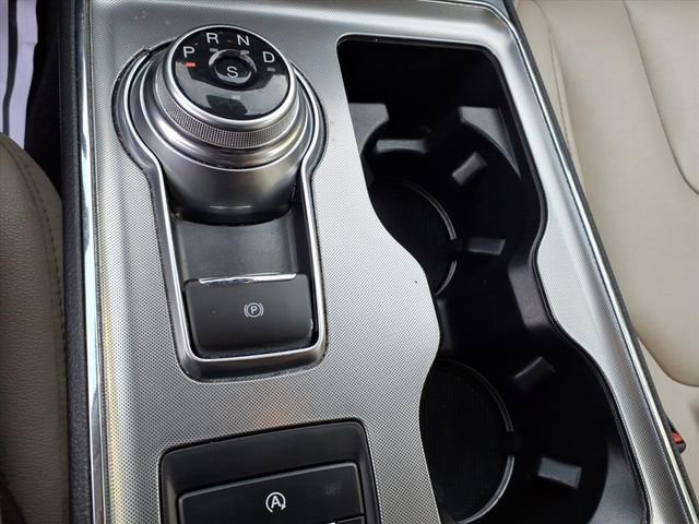 Used 2022 Ford Edge Titanium image 20