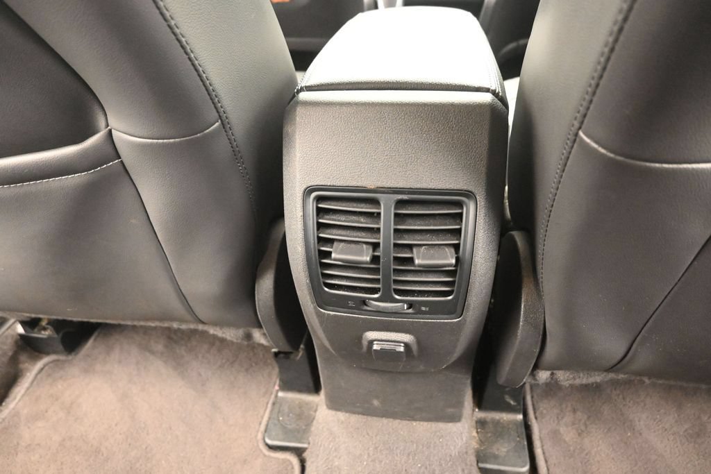Used 2019 Ford Escape SEL FWD image 12