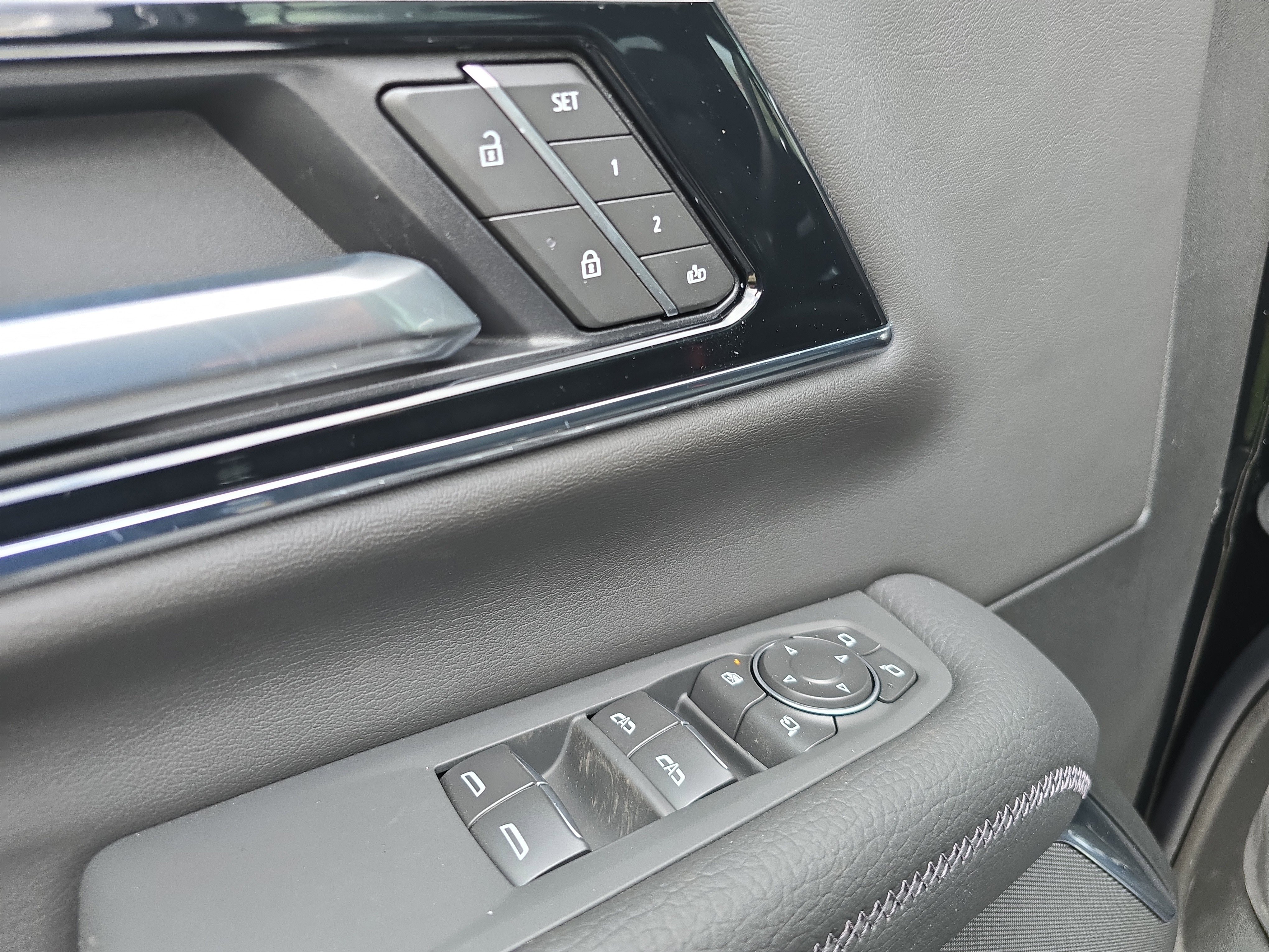 New 2026 GMC Yukon Denali w/ Denali Reserve Package image 22