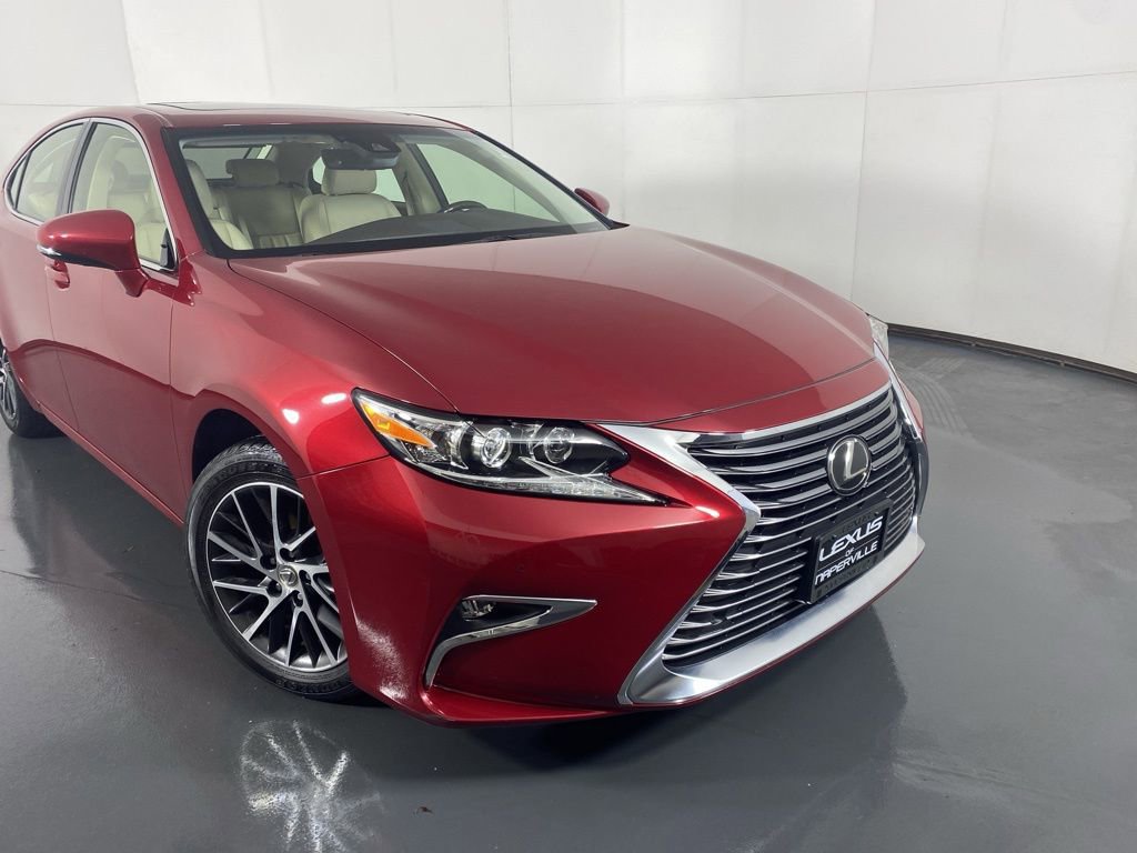 Used 2016 Lexus ES 350 w/ Luxury Package w/Wood Trim image 2