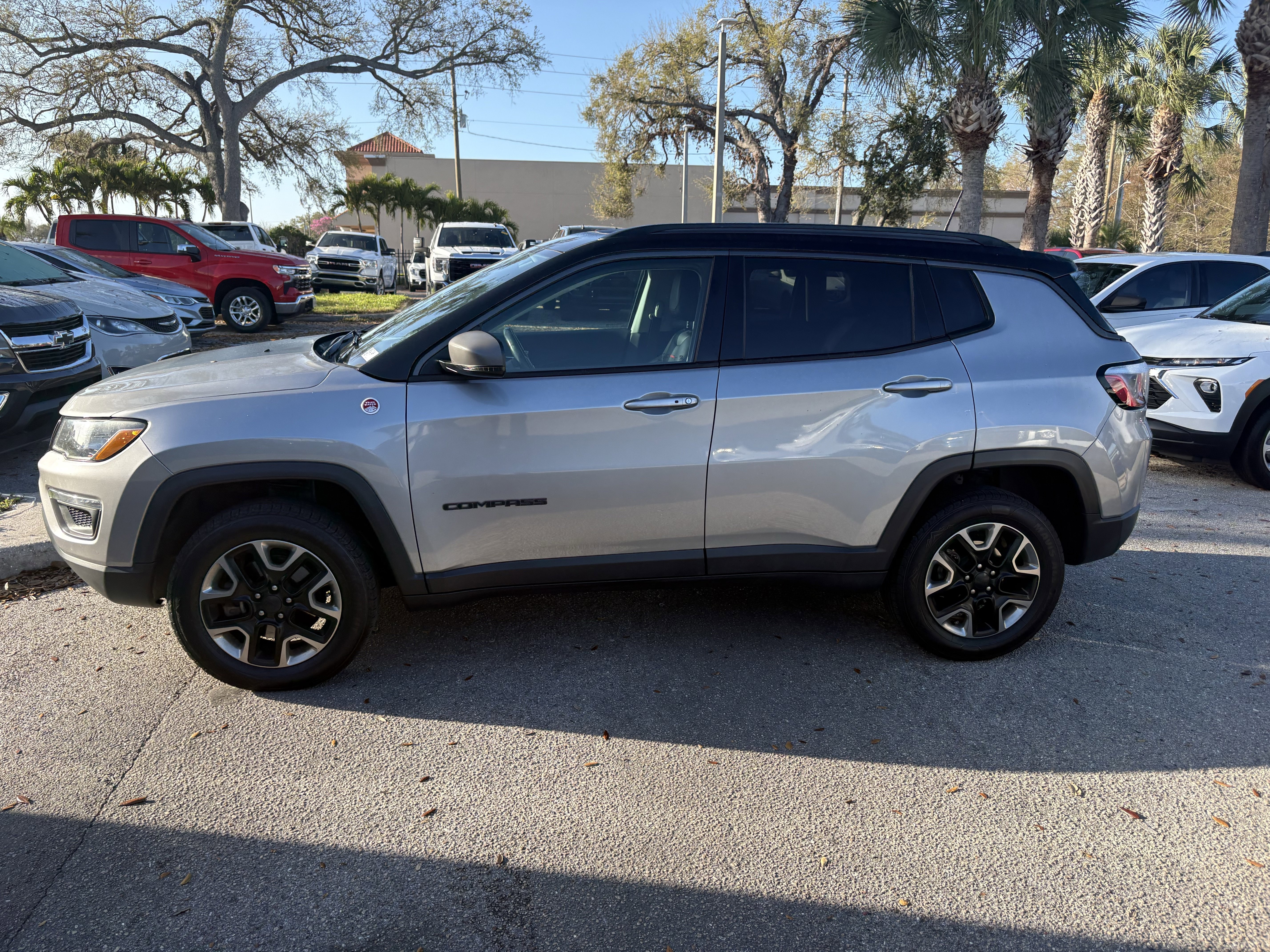 Used 2018 Jeep Compass Trailhawk w/ Leather Interior Group image 4