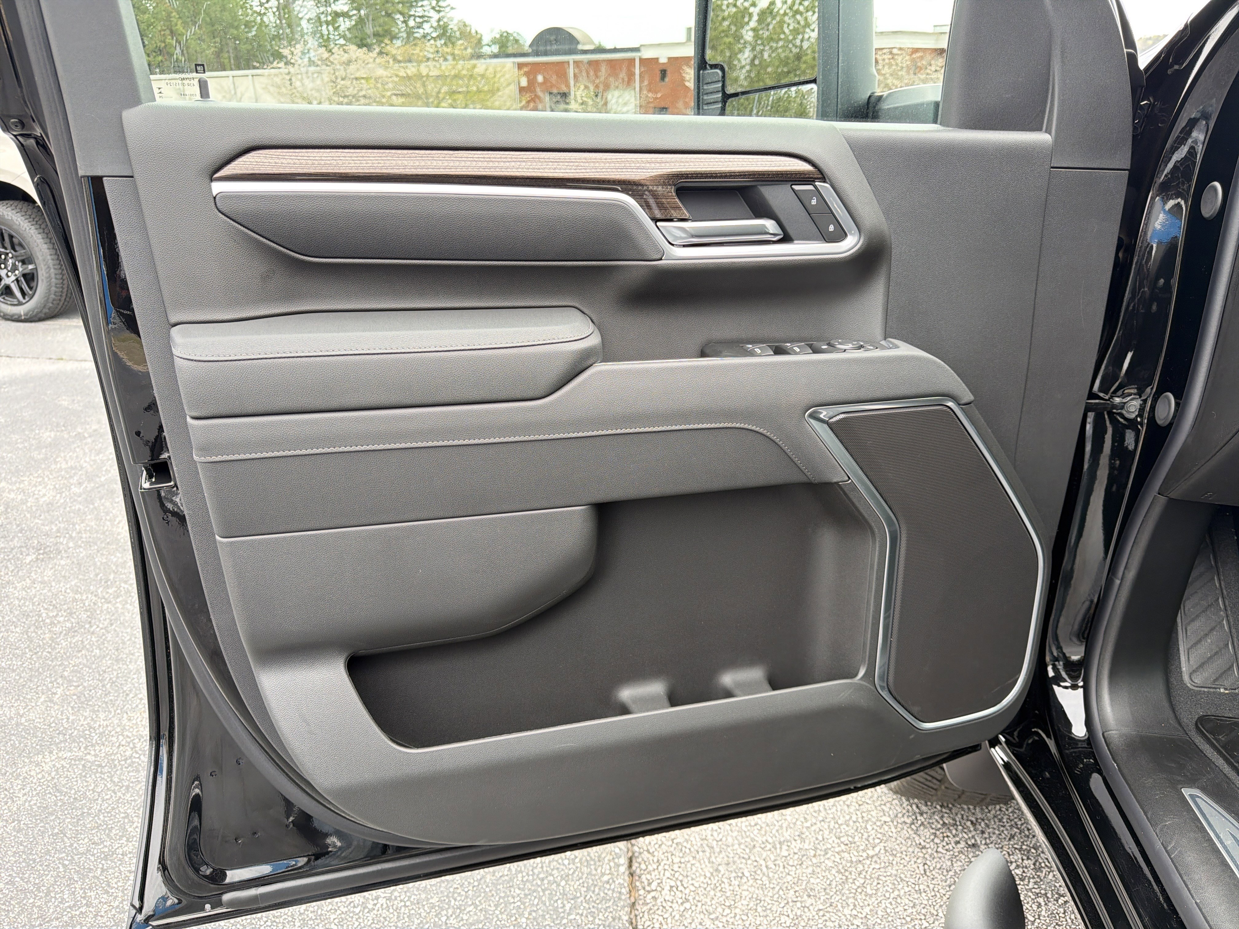 New 2026 Chevrolet Silverado 2500 LT image 10