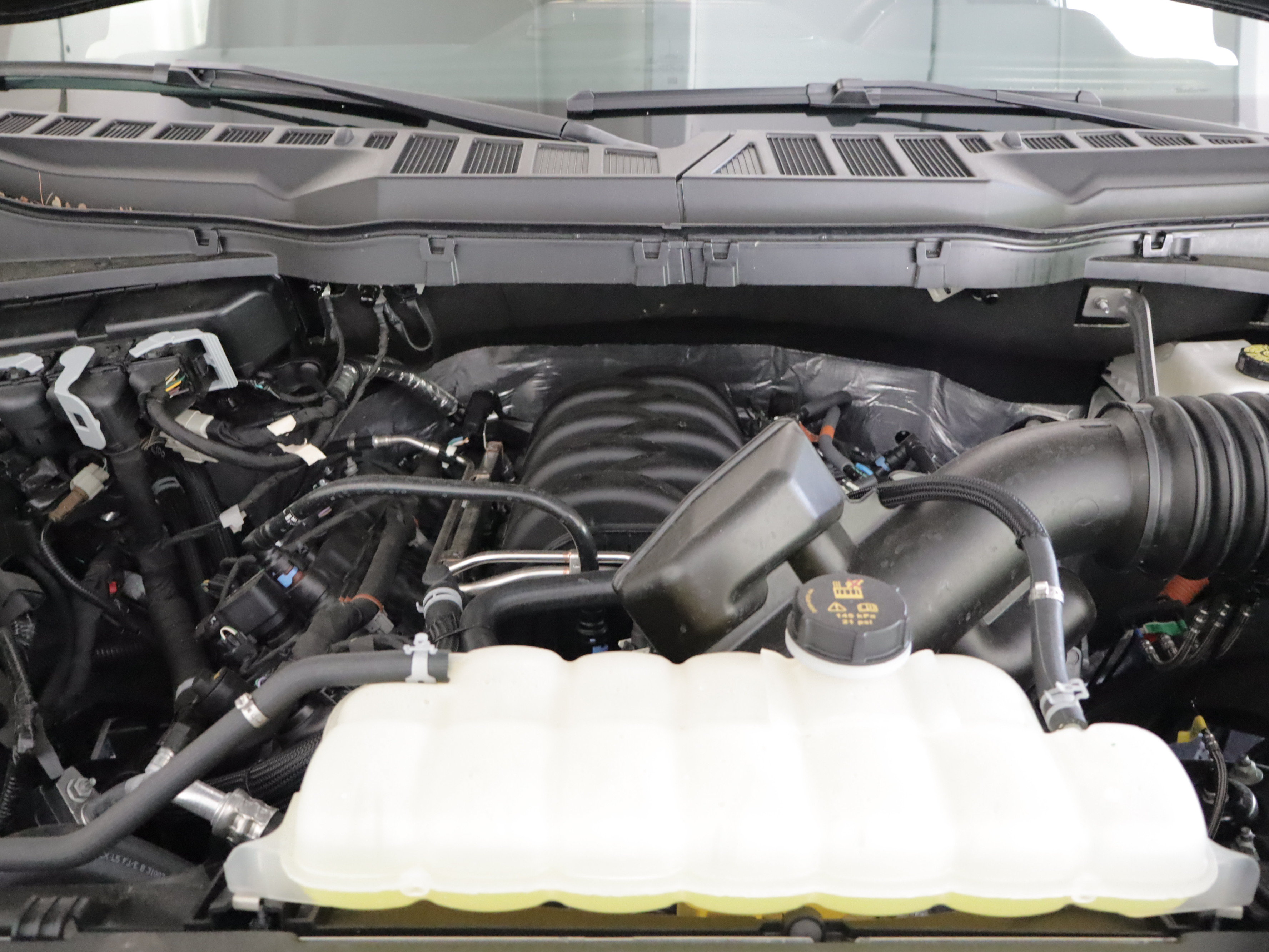 Used 2026 Ford F150 Lariat w/ Equipment Group 501A Mid AWD/4WD image 27