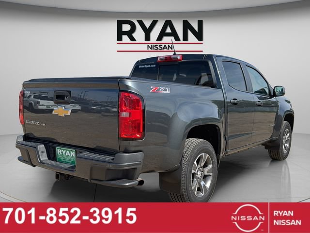 Used 2017 Chevrolet Colorado Z71 AWD/4WD image 3