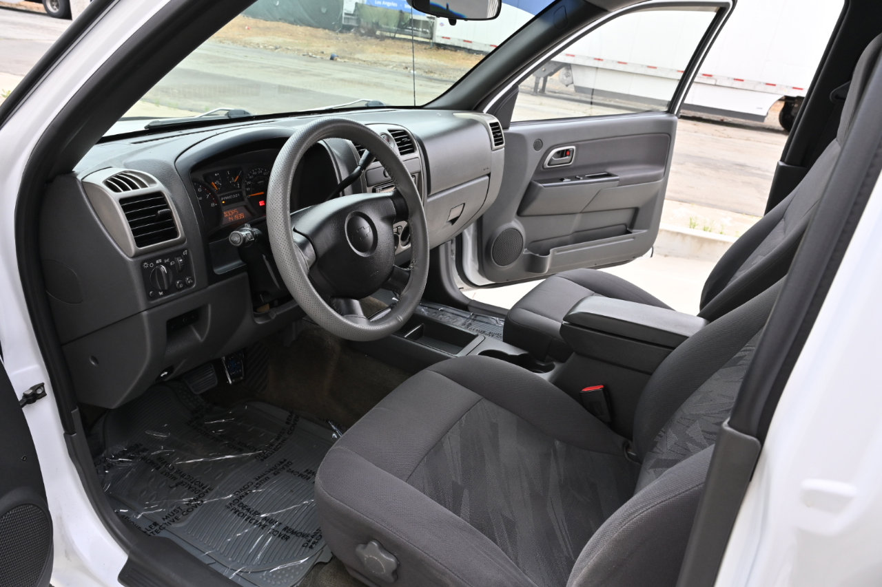 Used 2004 Chevrolet Colorado LS image 10