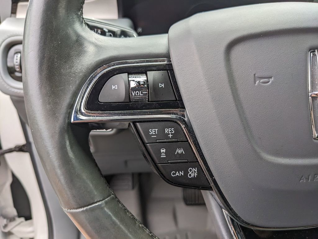 Used 2021 Lincoln Nautilus Reserve w/ Equipment Group 202A image 28