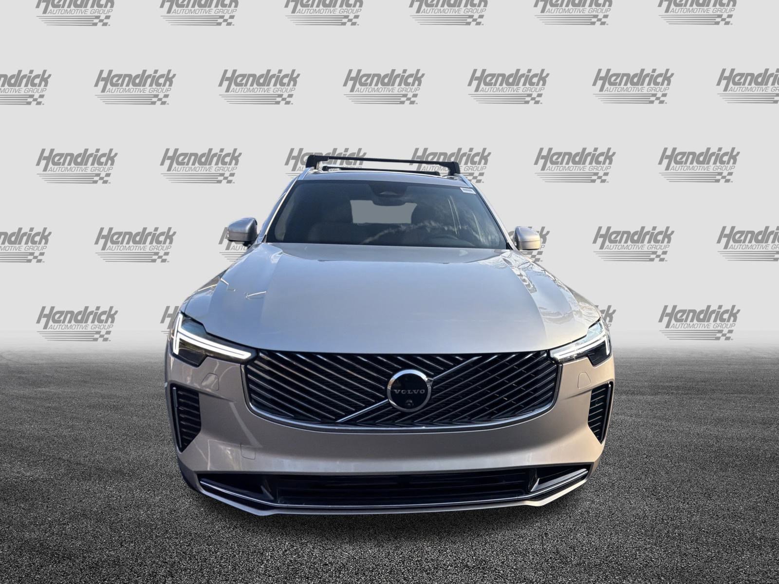 Used 2026 Volvo XC90 T8 Plus w/ Protection Package Premier image 3