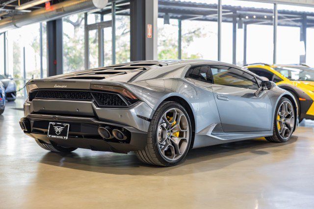 Used 2016 Lamborghini Huracan LP 580-2 image 6