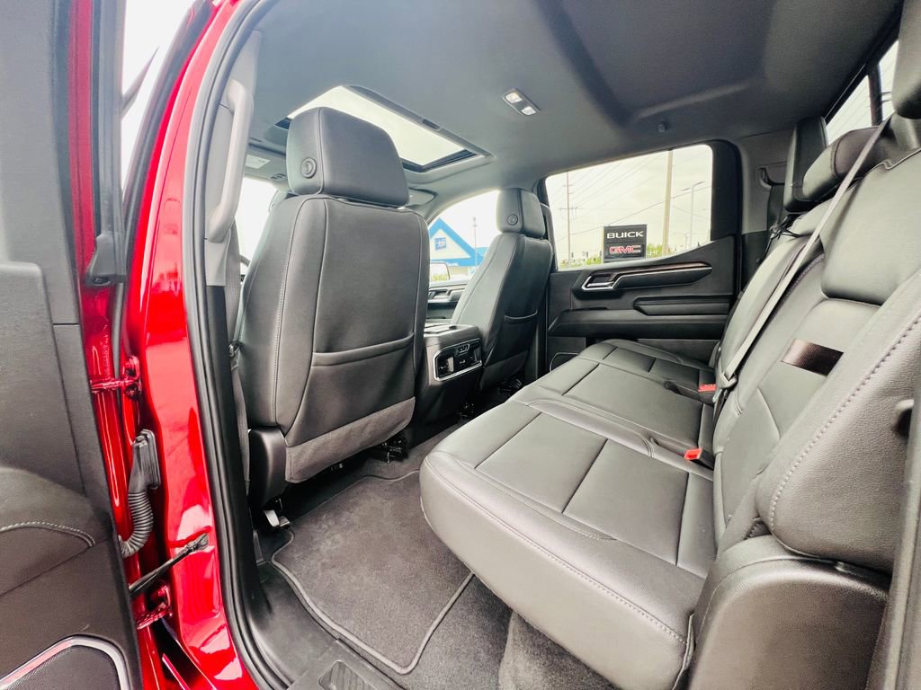 Used 2025 GMC Sierra 1500 SLT w/ SLT Premium Package AWD/4WD image 34