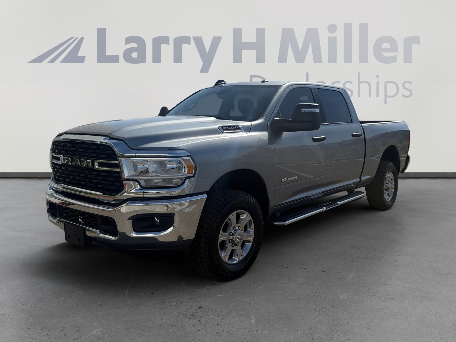 Used 2024 RAM 2500 Big Horn w/ Bed Utility Group image 1