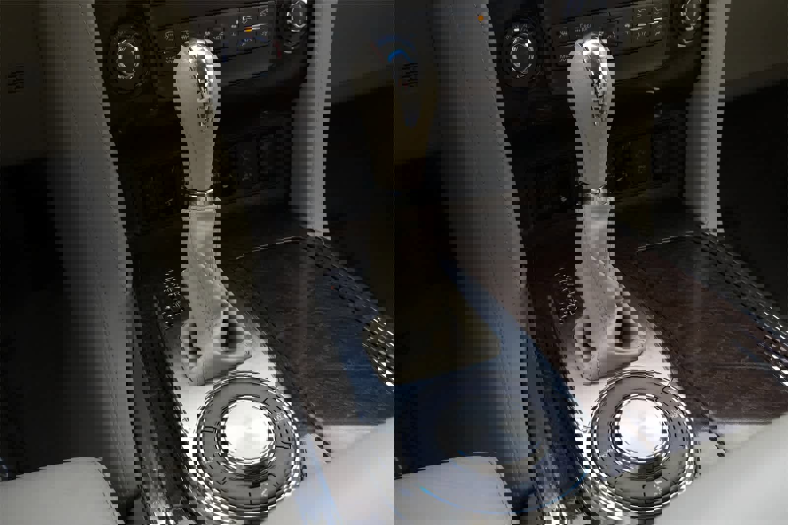 Used 2016 INFINITI QX80 2WD w/ Driver's Assistance Package image 15