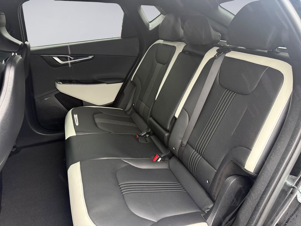 Used 2023 Kia EV6 GT-Line image 17