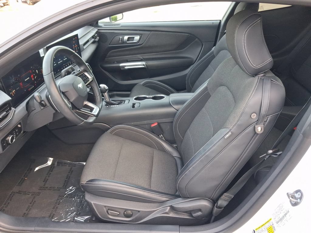 Used 2024 Ford Mustang GT RWD image 12