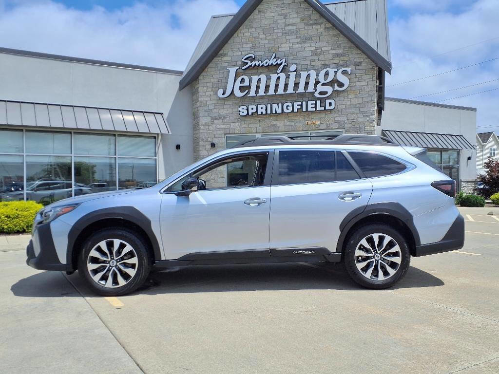 Used 2023 Subaru Outback Limited w/ Tech Package 2 image 2