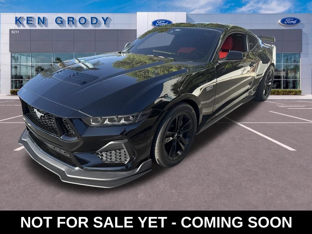 Used 2025 Ford Mustang GT RWD image 1