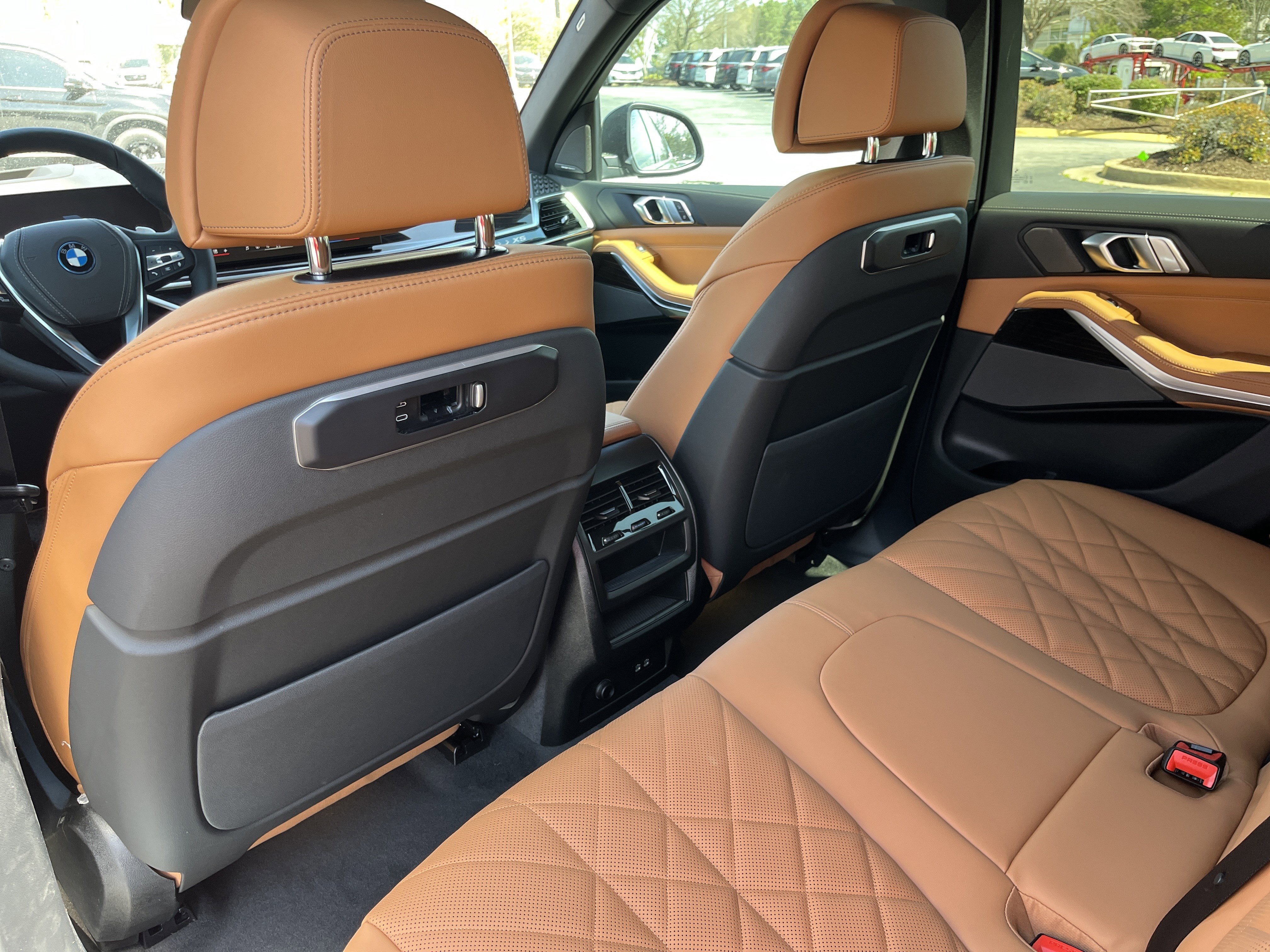 New 2026 BMW X5 xDrive50e w/ Premium Package AWD/4WD image 21