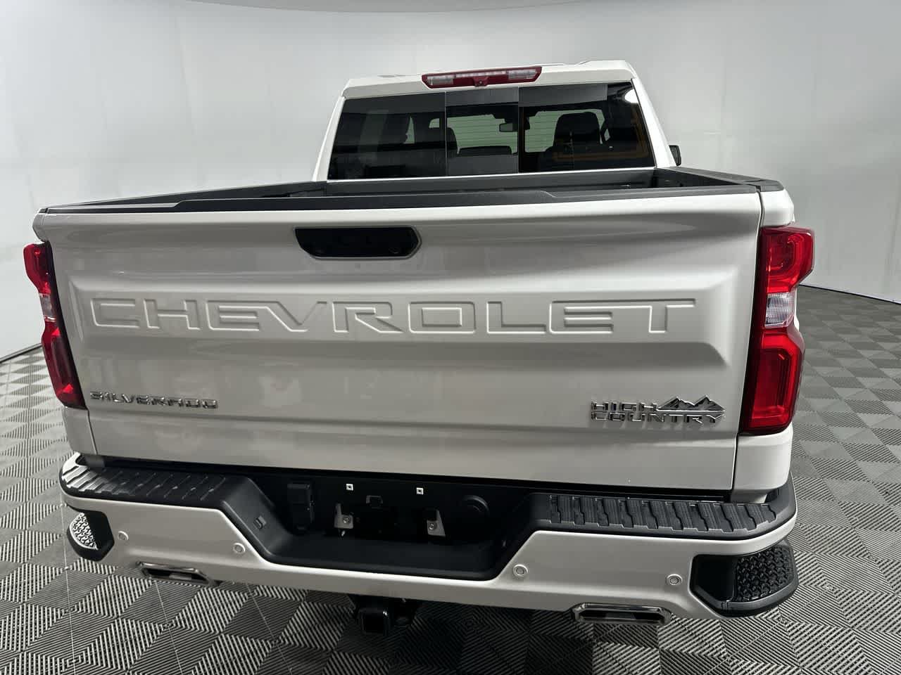 Used 2024 Chevrolet Silverado 1500 High Country AWD/4WD image 20