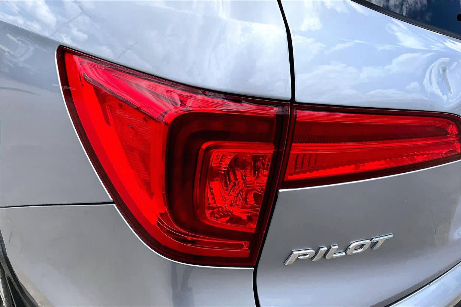 Used 2016 Honda Pilot EX-L image 29