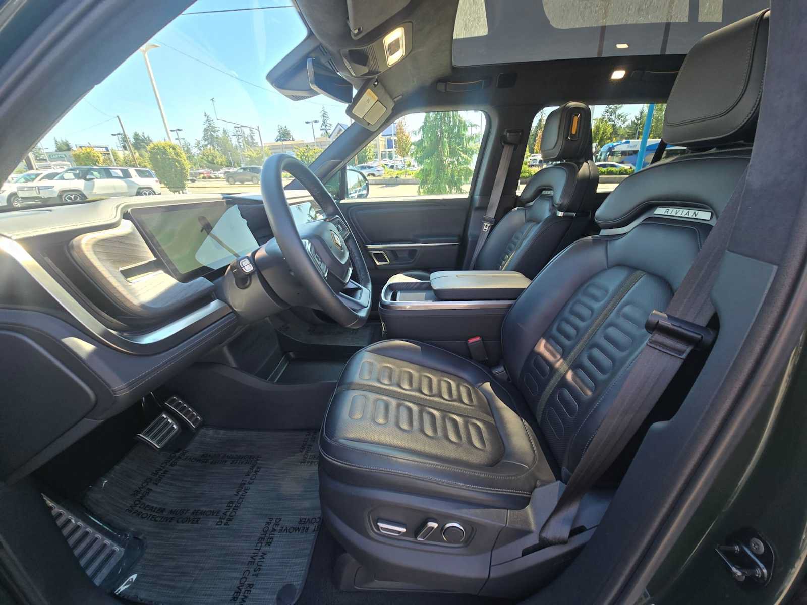 Used 2024 Rivian R1S Adventure Quad AWD/4WD image 21