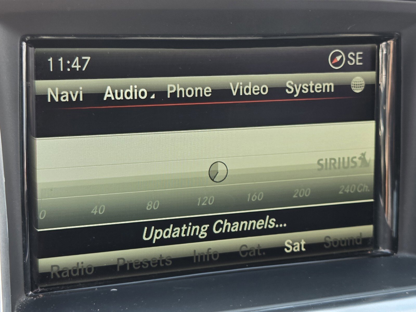 Used 2016 Mercedes-Benz GL 320 BlueTEC 4MATIC image 17