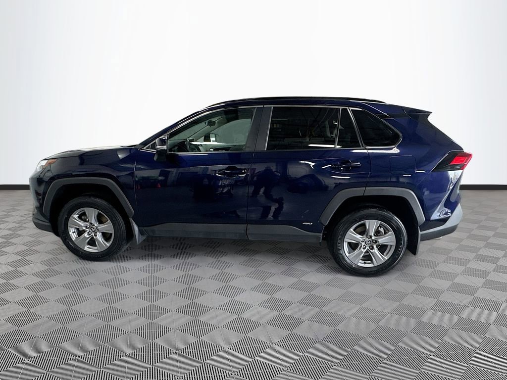 Used 2024 Toyota RAV4 XLE AWD/4WD image 38
