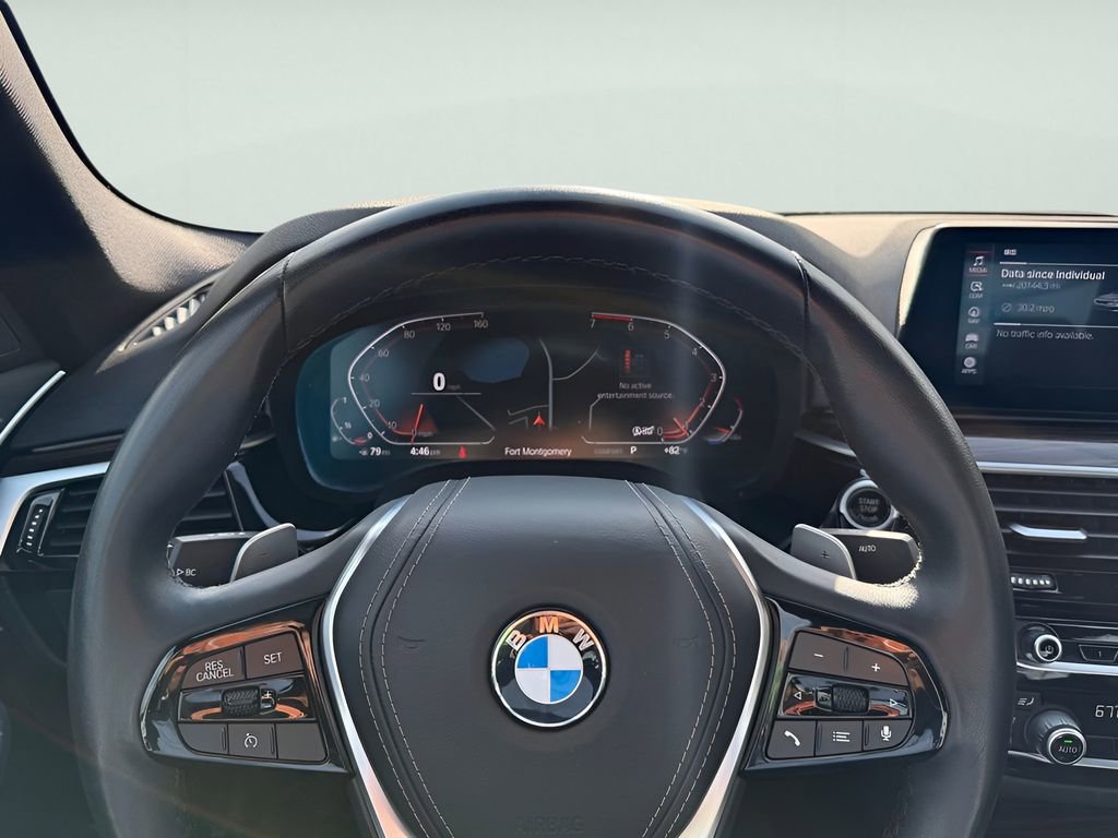 Used 2020 BMW 530i xDrive w/ Premium Package image 24