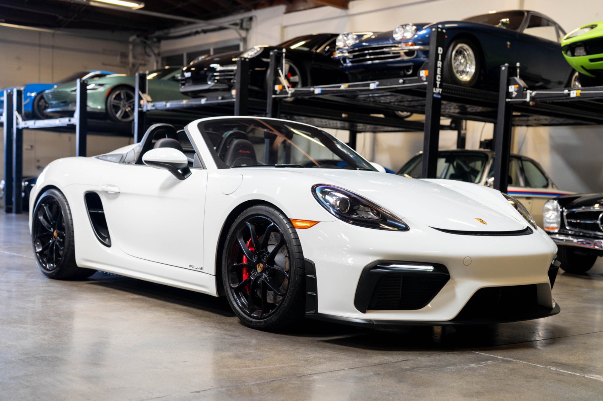 Used 2021 Porsche 718 Boxster Spyder image 2