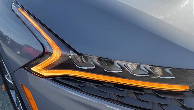 Used 2023 Kia K5 LXS image 26