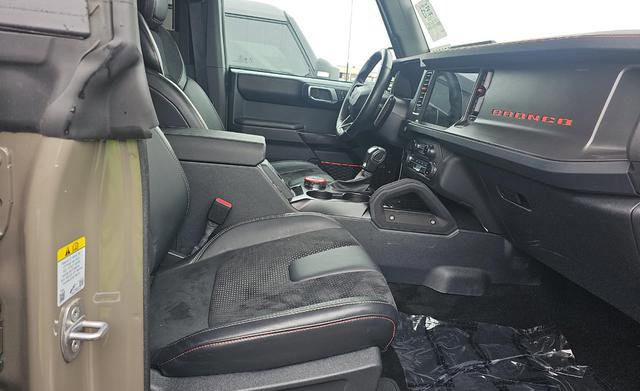 Used 2025 Ford Bronco Raptor AWD/4WD image 12