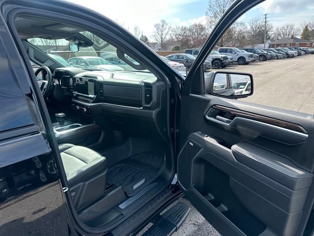 Used 2026 GMC Sierra 1500 Elevation w/ Elevation Premium Package image 28