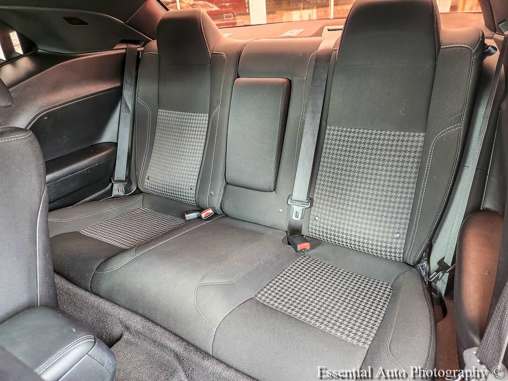 Used 2016 Dodge Challenger SXT w/ Sound Group RWD image 9