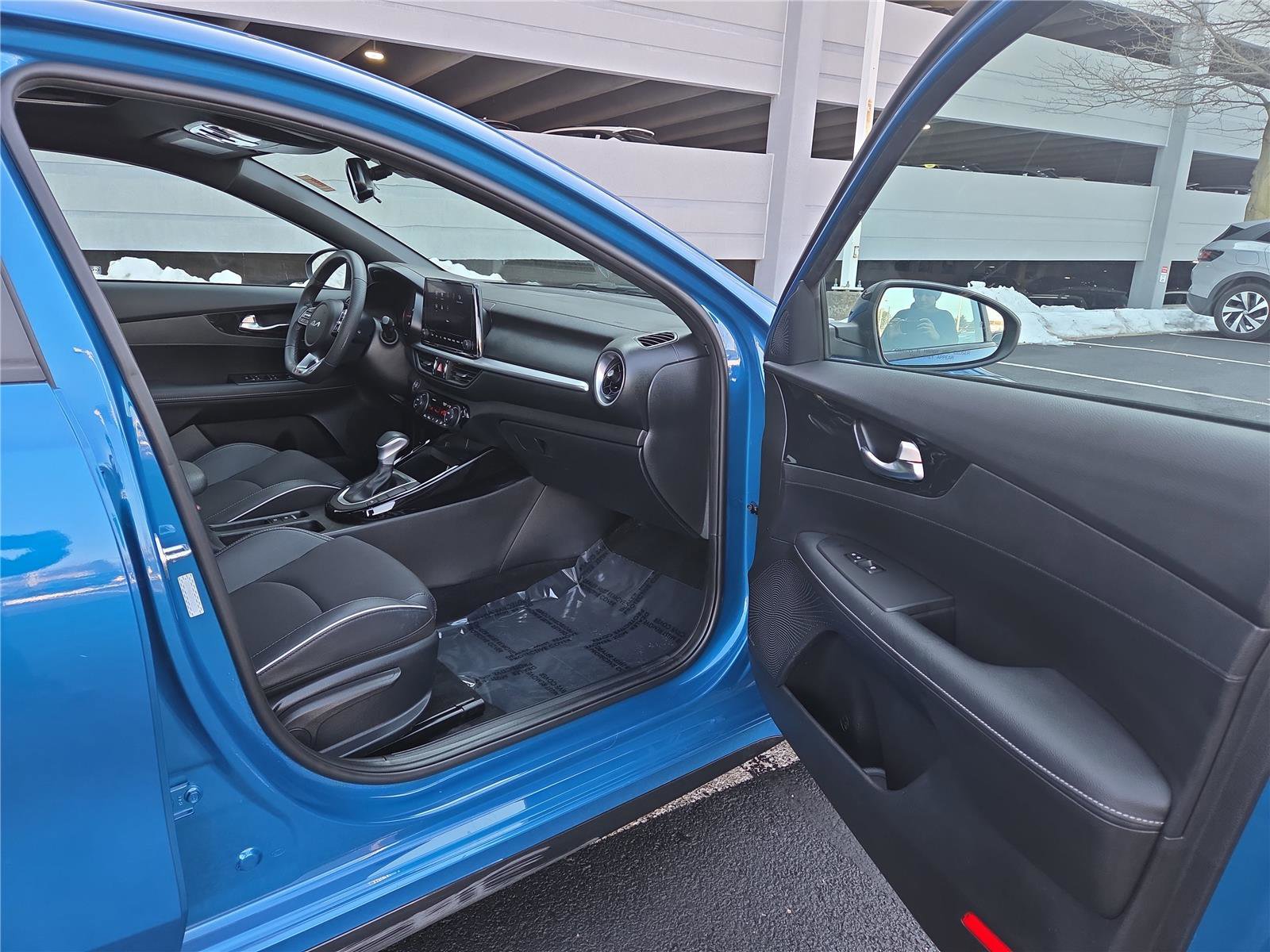 Certified 2023 Kia Forte GT-Line w/ GT-Line Premium Package image 25